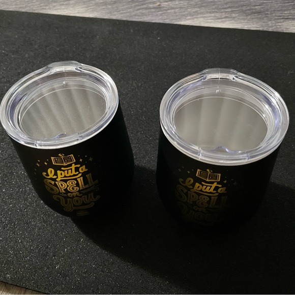 Two New wine tumblers for the Disney Hocus Pocus fan or wine fan! Set of 2. - Picture 3 of 7